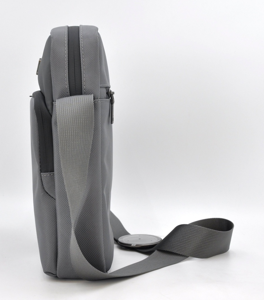 O-Cross Lightweight Travel Bag
