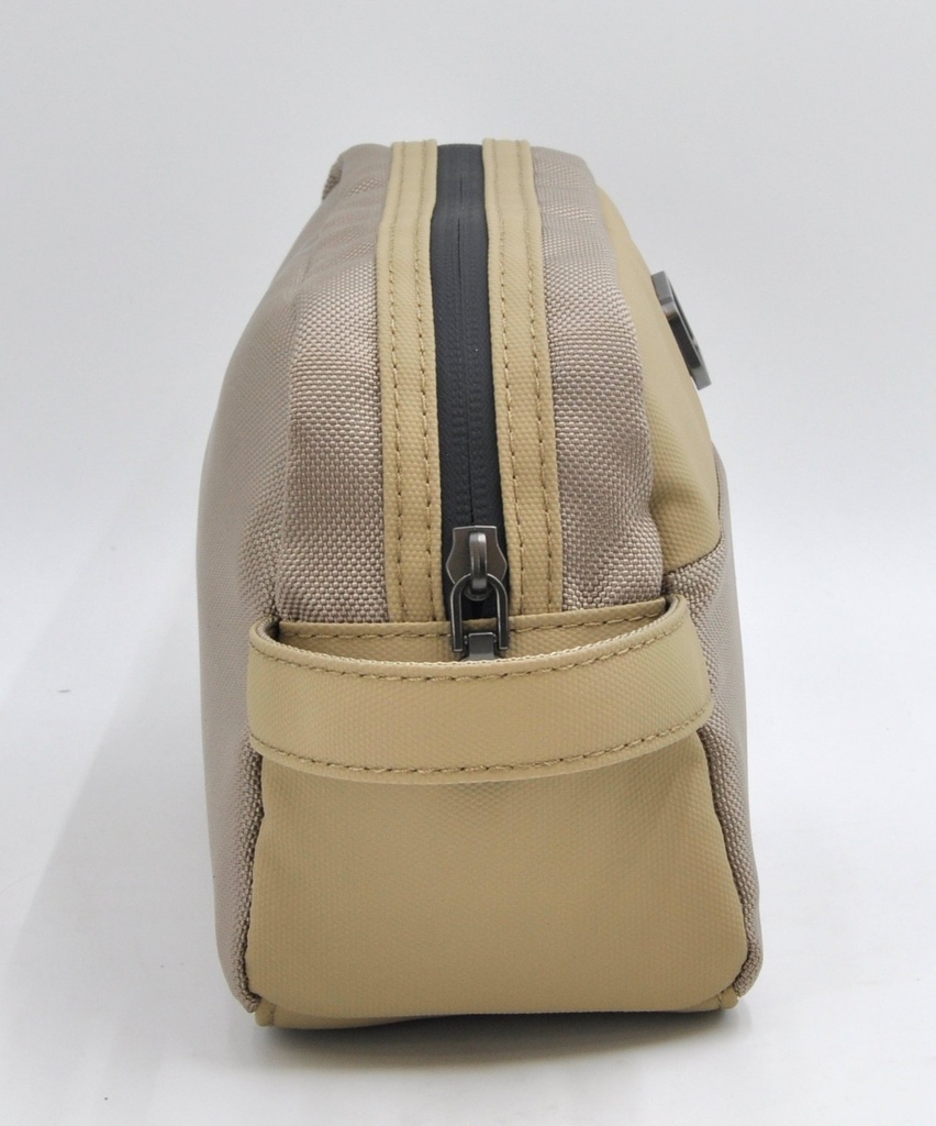 O-Pouch Modern Essentials Bag