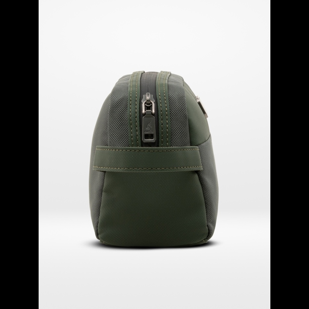O-Pouch Modern Essentials Bag