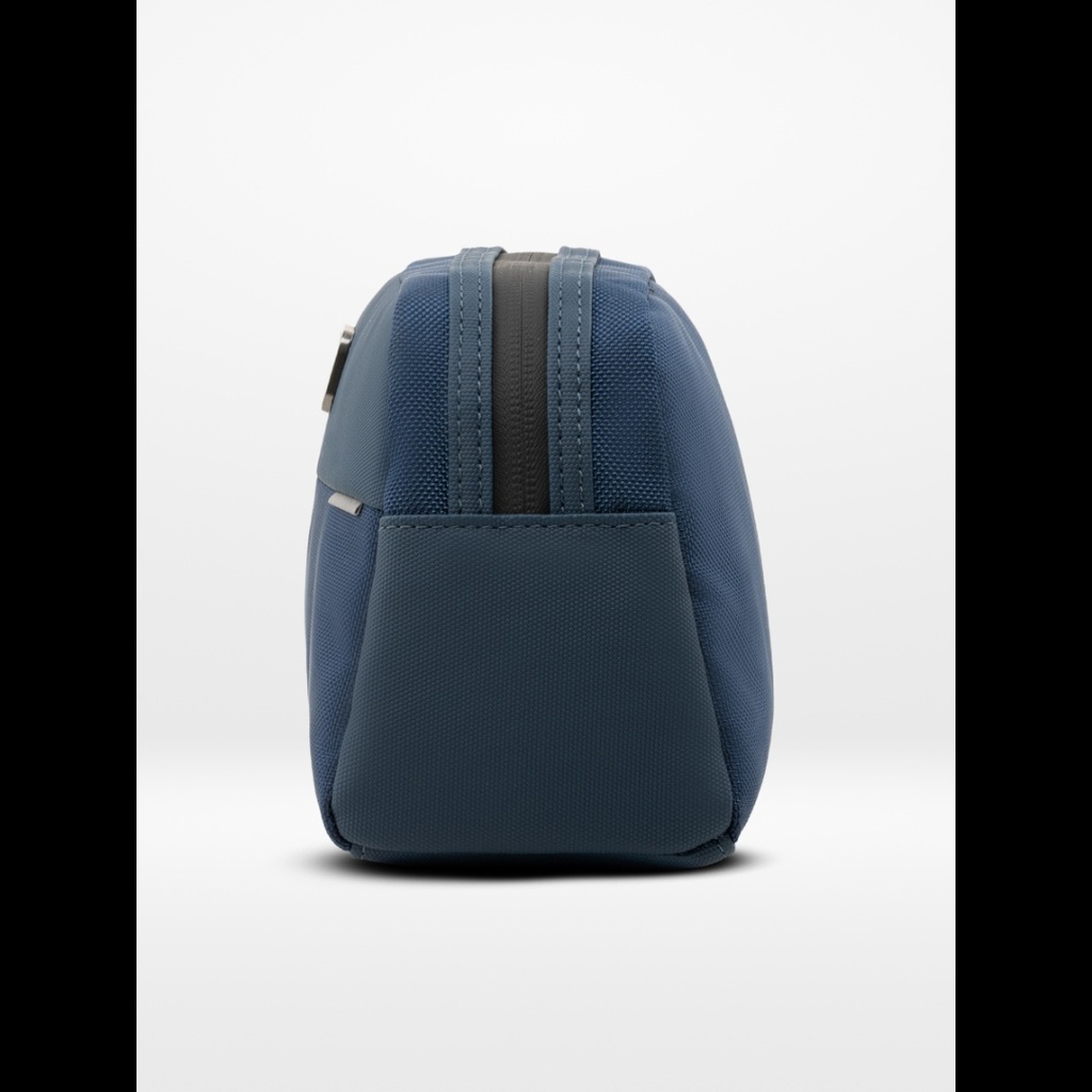 O-Pouch Modern Essentials Bag