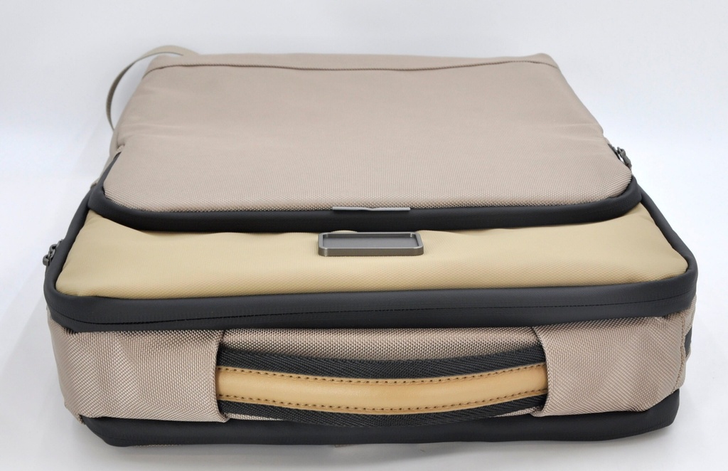 O-AlphaBag – Stylish 3-in-1 Travel Bag